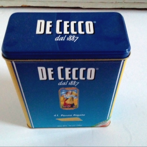 Vintage De Cecco Tin for Penne Pasta with Blue and Yellow Graphics Kitchen Decor - Picture 4 of 10